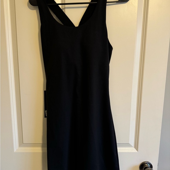 NWT Crossback Athletic Dress with Built in Bra Size Large - Picture 3 of 7
